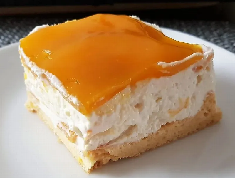 Barackos túrókocka