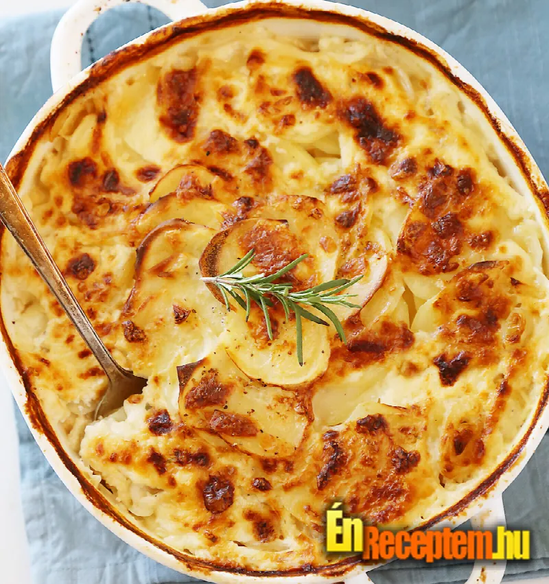 Burgonya gratin (csőben sült burgonya)