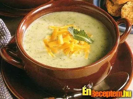 Sajtos brokkoli krémleves