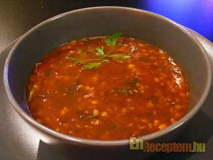 Lencseleves füstölt kolbásszal