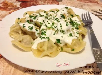 Pelmenyi (húsos derelye)